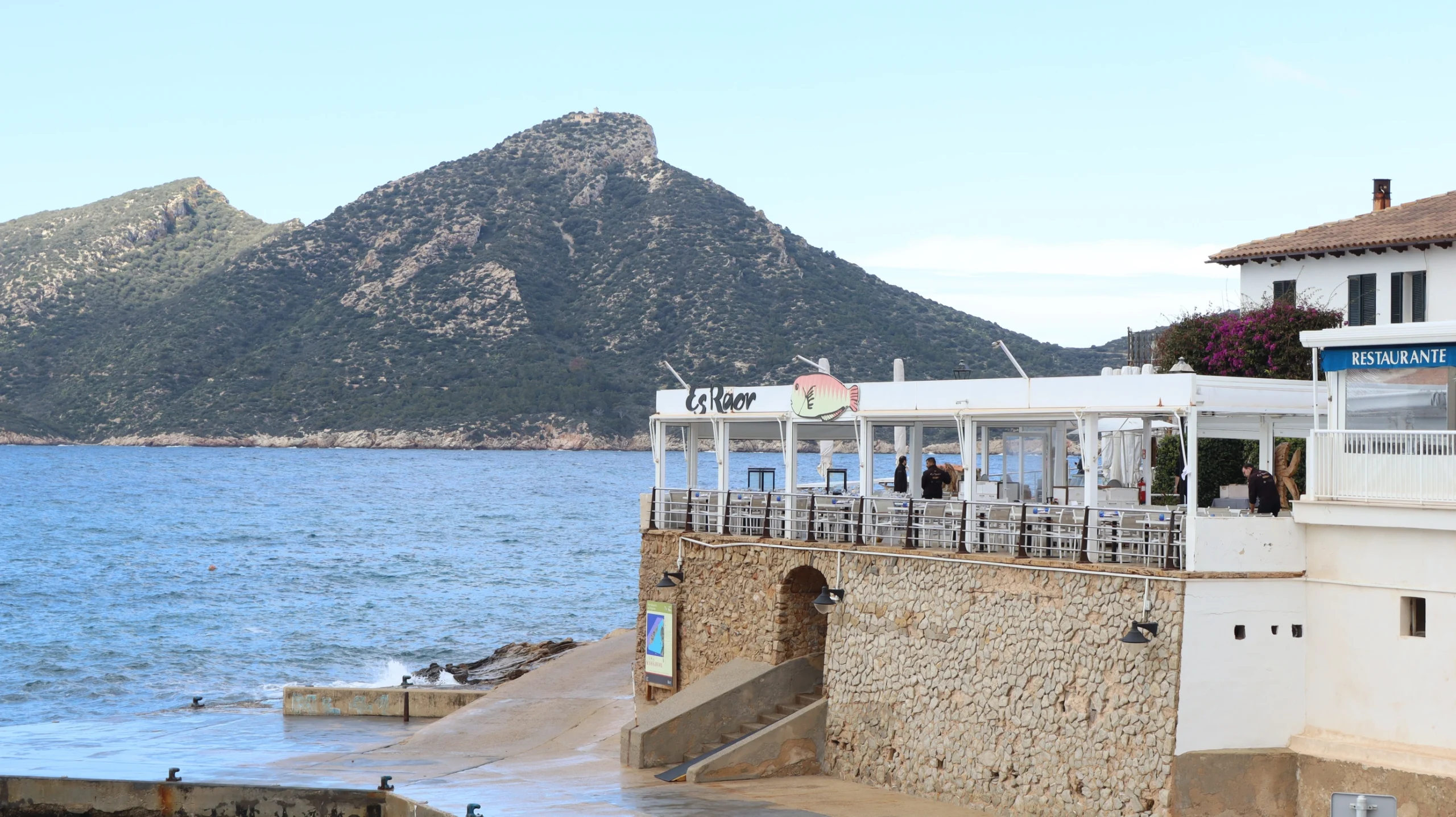 Mallorca film set location boat charter