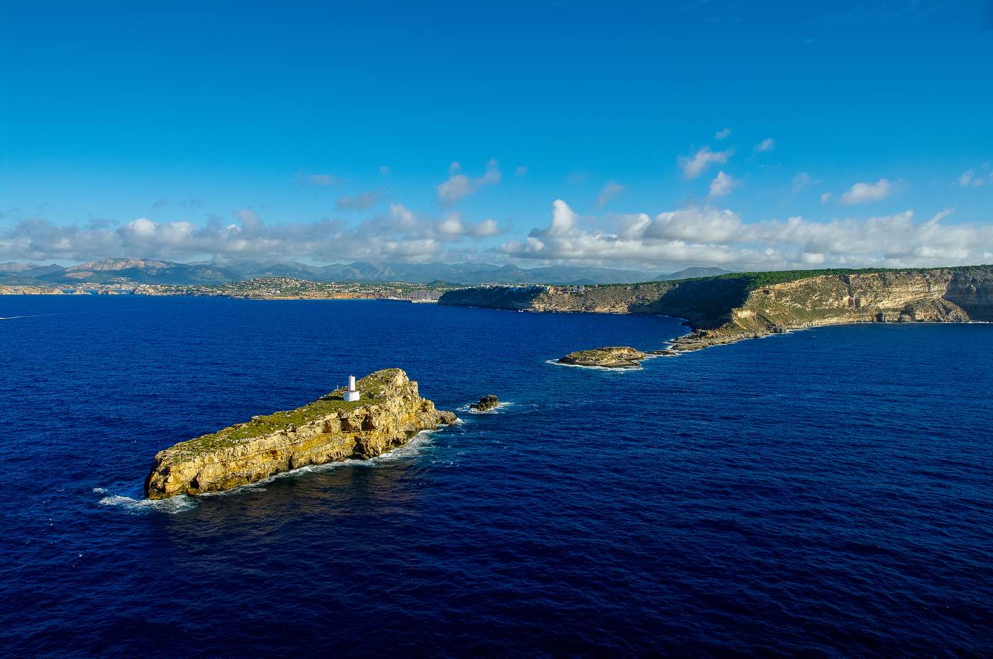 Snorkelling boat trip in Mallorca, Mallorca snorkelling, Mallorca coastline swimming, boat charter in Mallorca, South Mallorca boat charter,