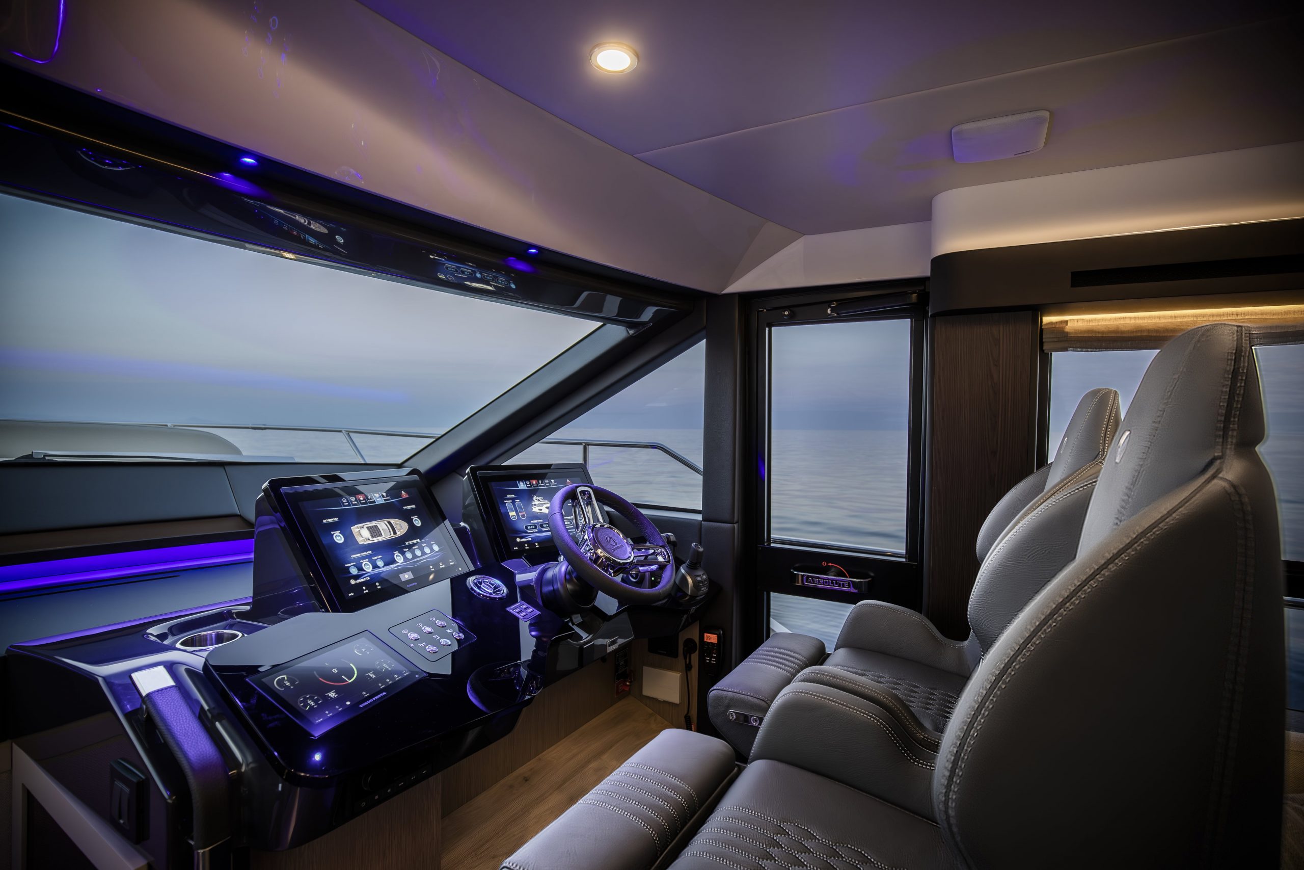 Absolute boat charter, Mallorca absolute yacht charter, charter of absolute boat, best boats to charter in mallorca, boat charter from Portals Nous,