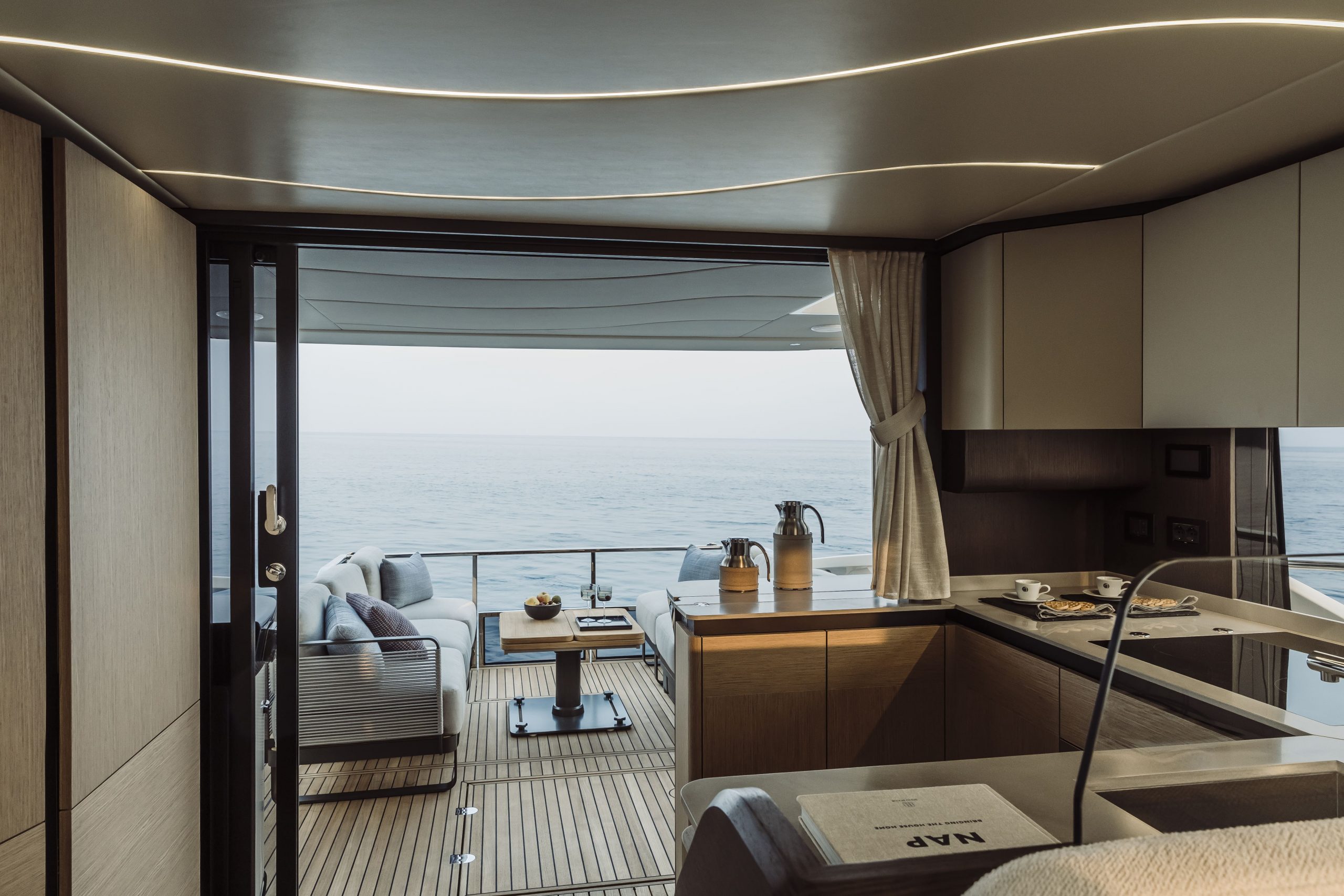 Absolute boat charter, Mallorca absolute yacht charter, charter of absolute boat, best boats to charter in mallorca, boat charter from Portals Nous,