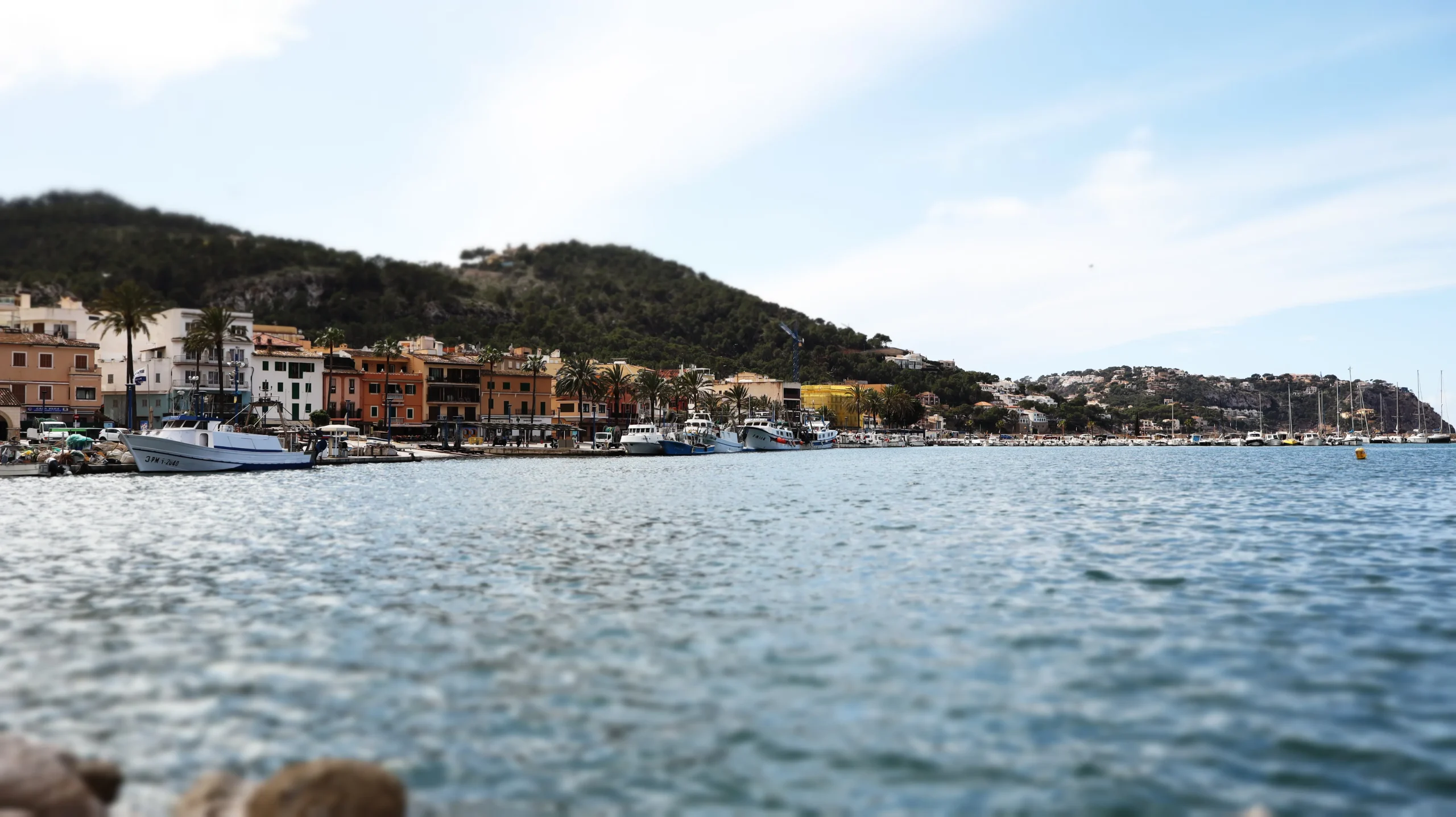 mallorca music boat charter, South Mallorca music charter, mallorca boat charter with music, boat charter from portals nous, music boat charter in mallorca,