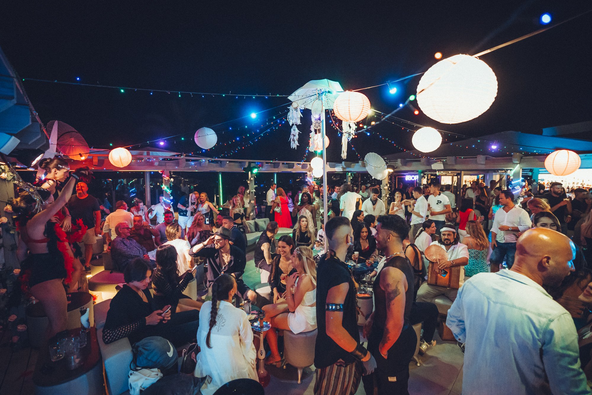 mallorca nightlife boat charter, boat charter or mallorca nightlife, mallorca boat charter of nightlife, South Mallorca nightlife, portals nous boat charter,